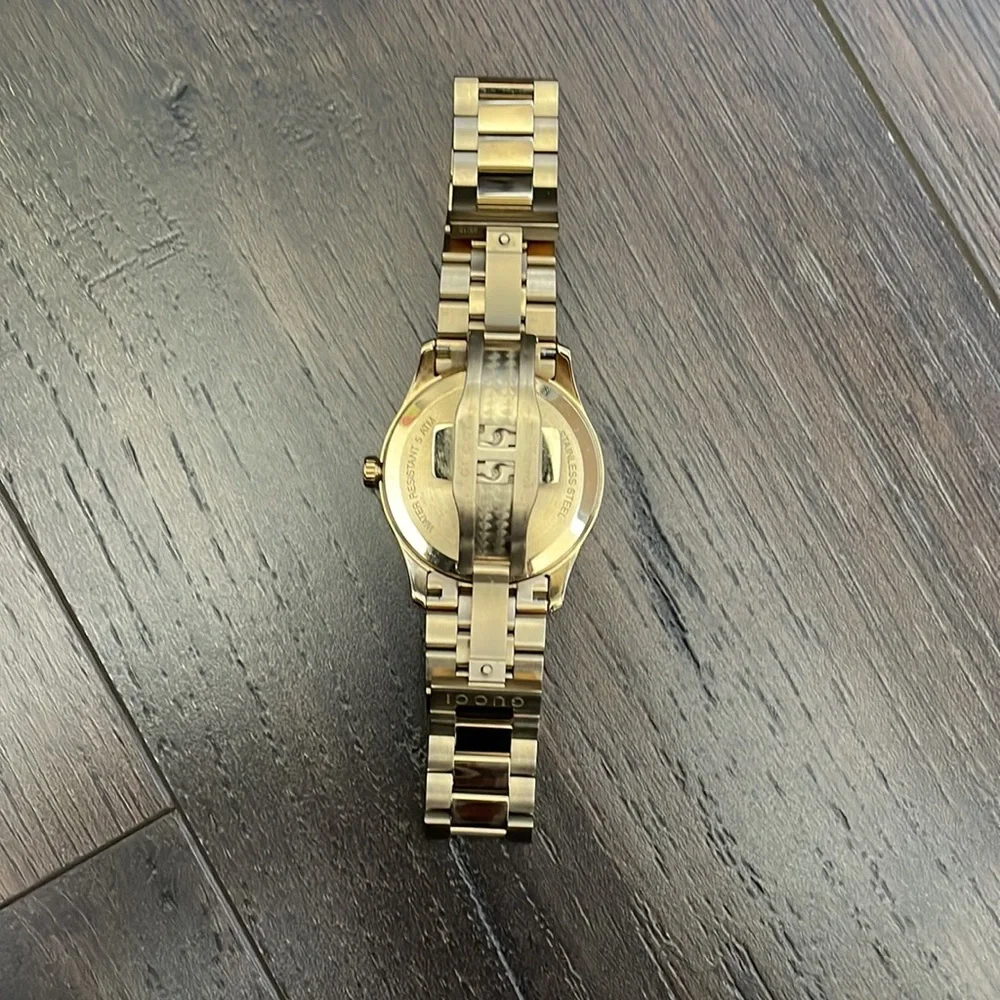 Gucci watch - Picture 3 of 4